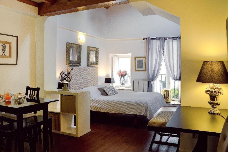 Inicia Casas Reales Appartement Santiago de Compostella Kamer foto